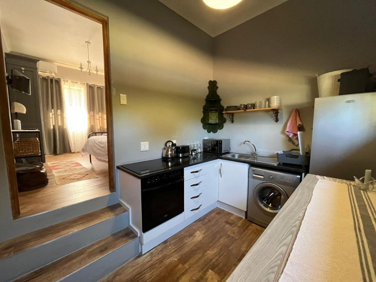 Stellenhaus Guest Cottage Стелленбос Екстер'єр фото